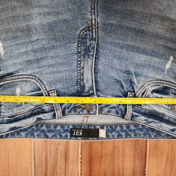 Size 4 Fab Ab Kut Jeans - Picture 6 of 8